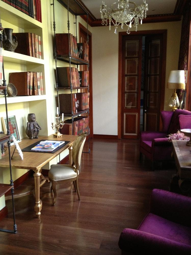 Hotel The Orchids à Bogotá Extérieur photo
